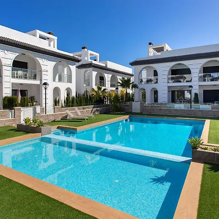 Ch Enora Garden Dona Pepa Apartment *